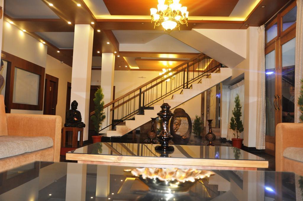 The Golden Crest Hotel Gangtok Exterior foto